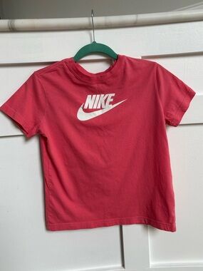 Nike Short Sleeve Logo Tee - Coral Pink
